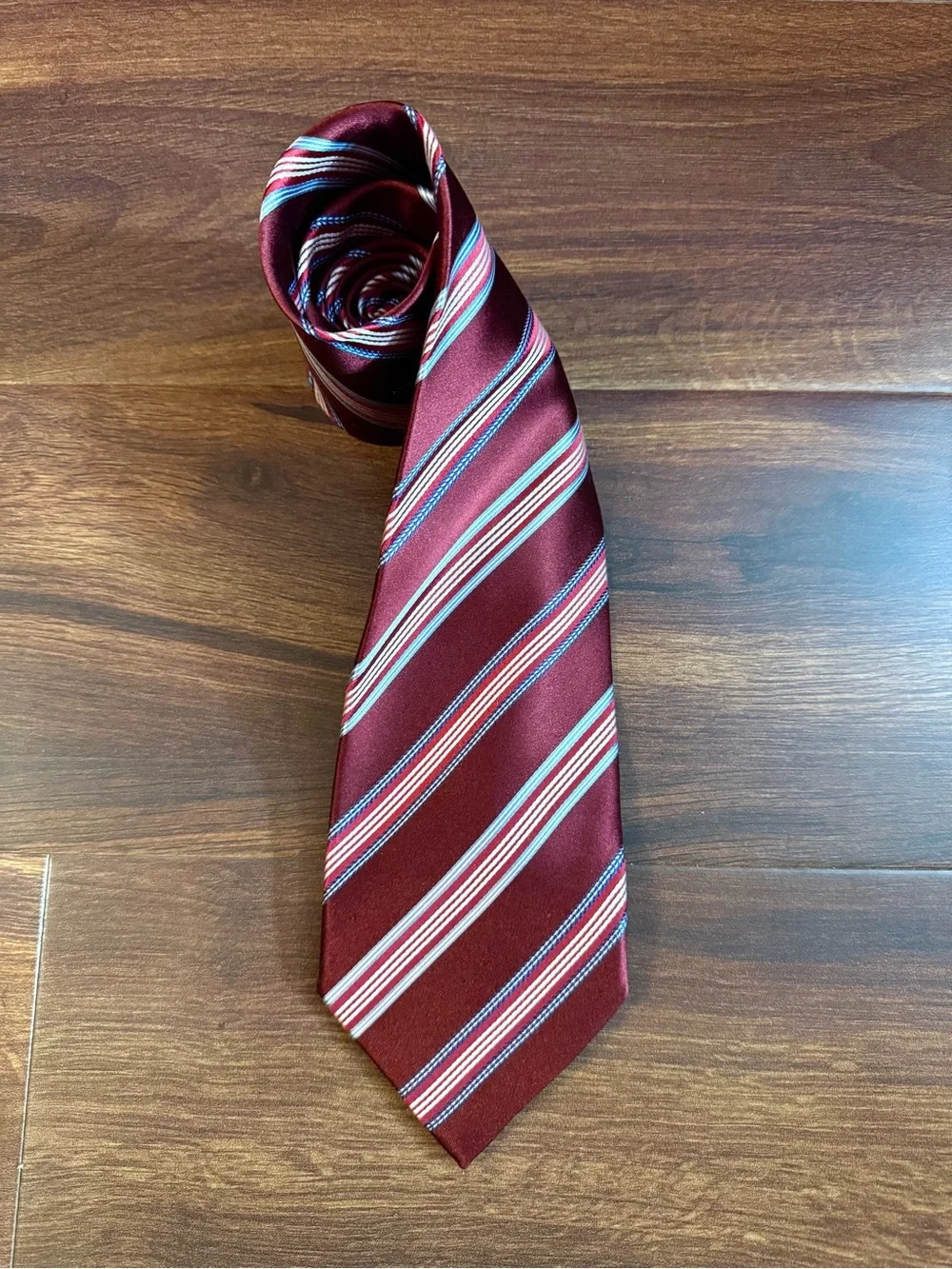 ERMENEGILDO ZEGNA Burgundy Striped Silk Repp Tie - Classic Formal Accessory